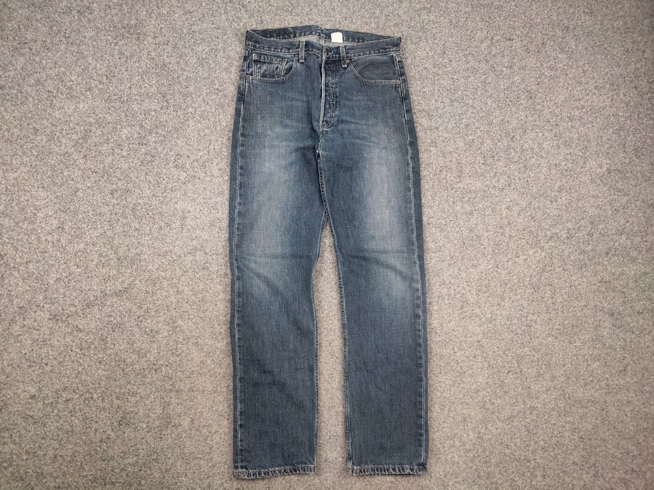 Levi's Vintage 90's Levi's 501 USA Perfect Faded Blue denim Jeans Size US 32 / EU 48 - 6 Thumbnail