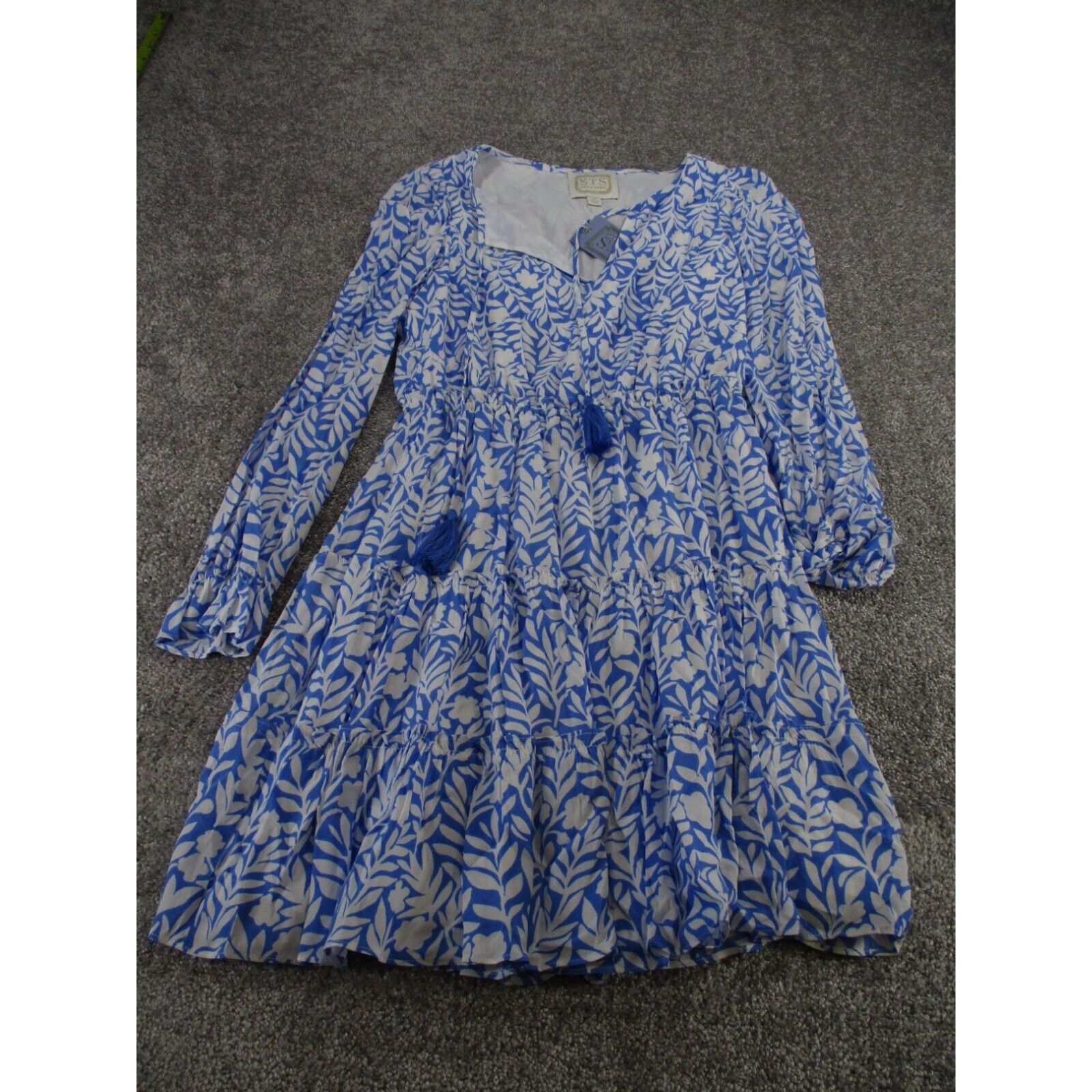 Image of Vintage New Sail To Sable A-Line Dress Womens Size Xs Floral Blue Long Sleeved in White