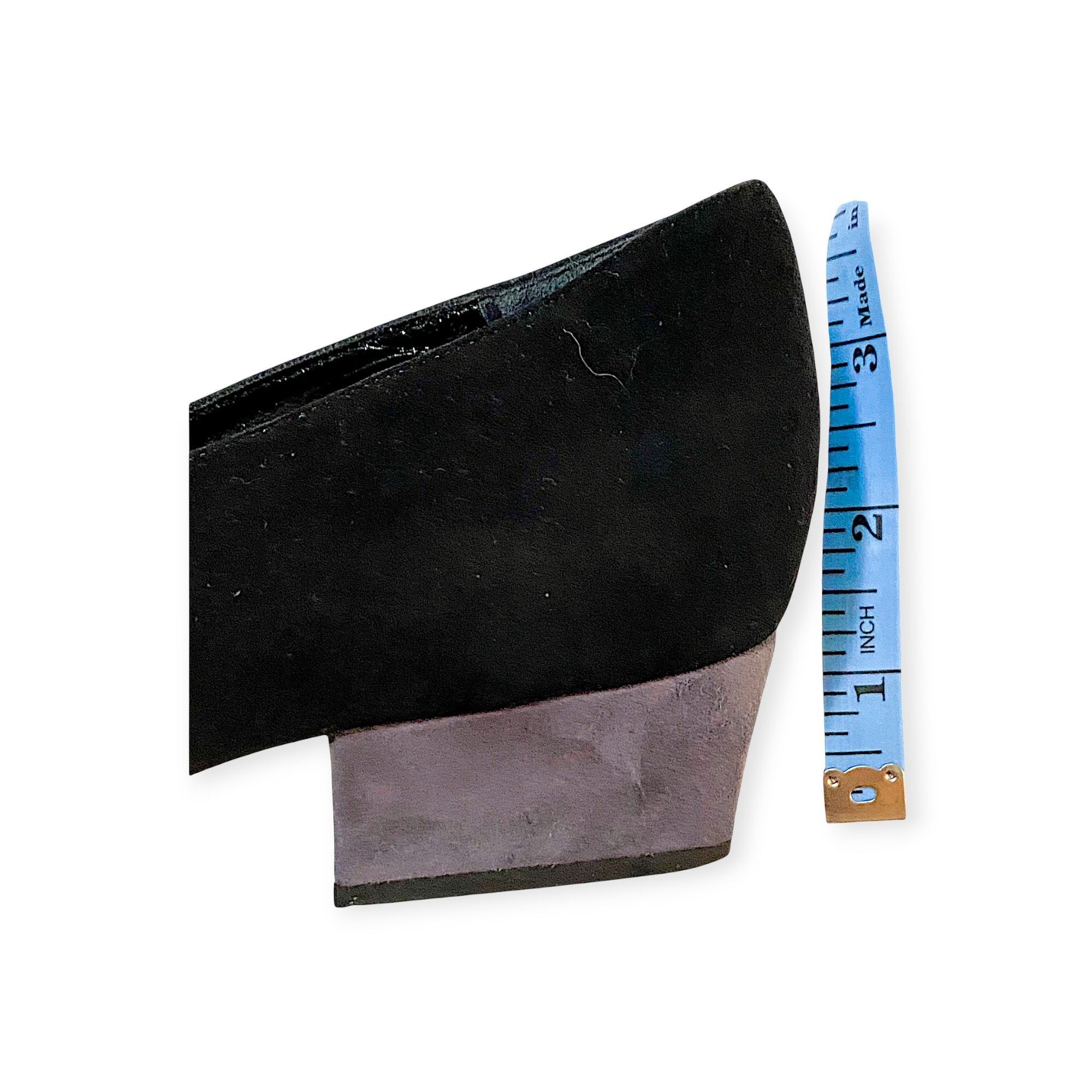 Robert Clergerie 1990s Clergerie Suede Pumps w/ Removable Ornament Sz 7 Size US 7 / IT 37 - 13 Thumbnail