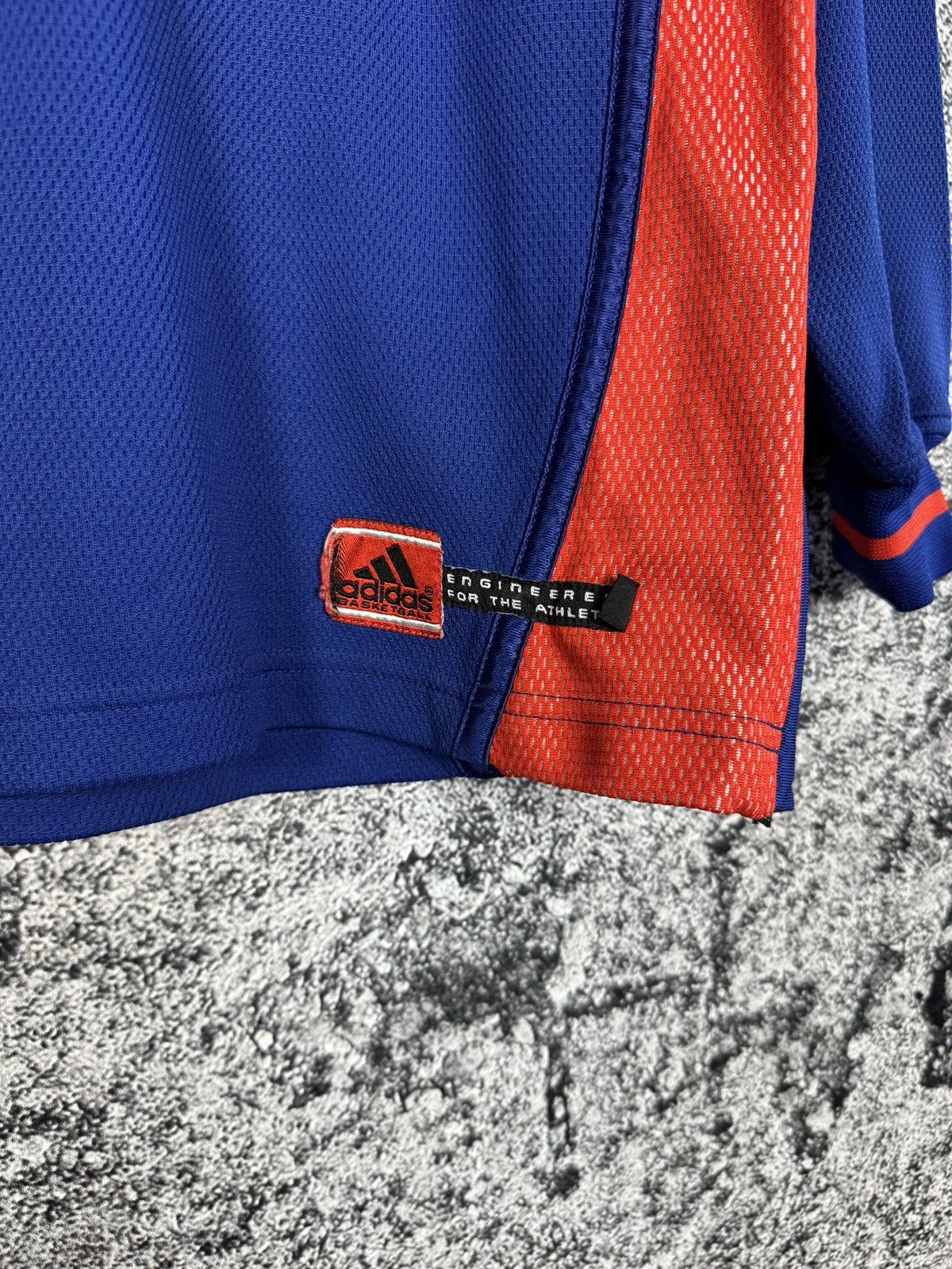 Adidas Kids Adidas Basketball Vintage 90s Sweatshirt Retro Big Logo Size US XS / EU 42 / 0 - 7 Thumbnail