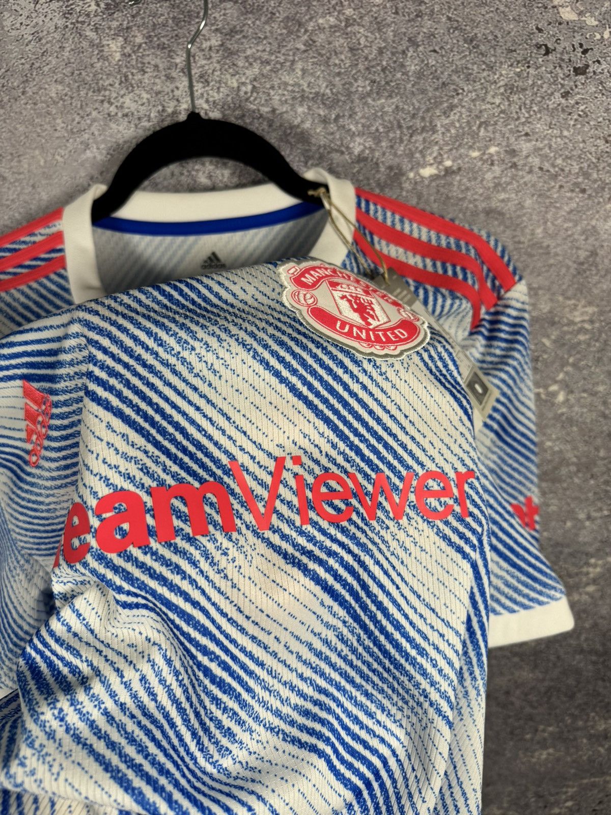 Adidas × Vintage NWT CAVANI Manchester United 2021/22 Away Adidas Jersey Size US L / EU 52-54 / 3 - 15 Thumbnail