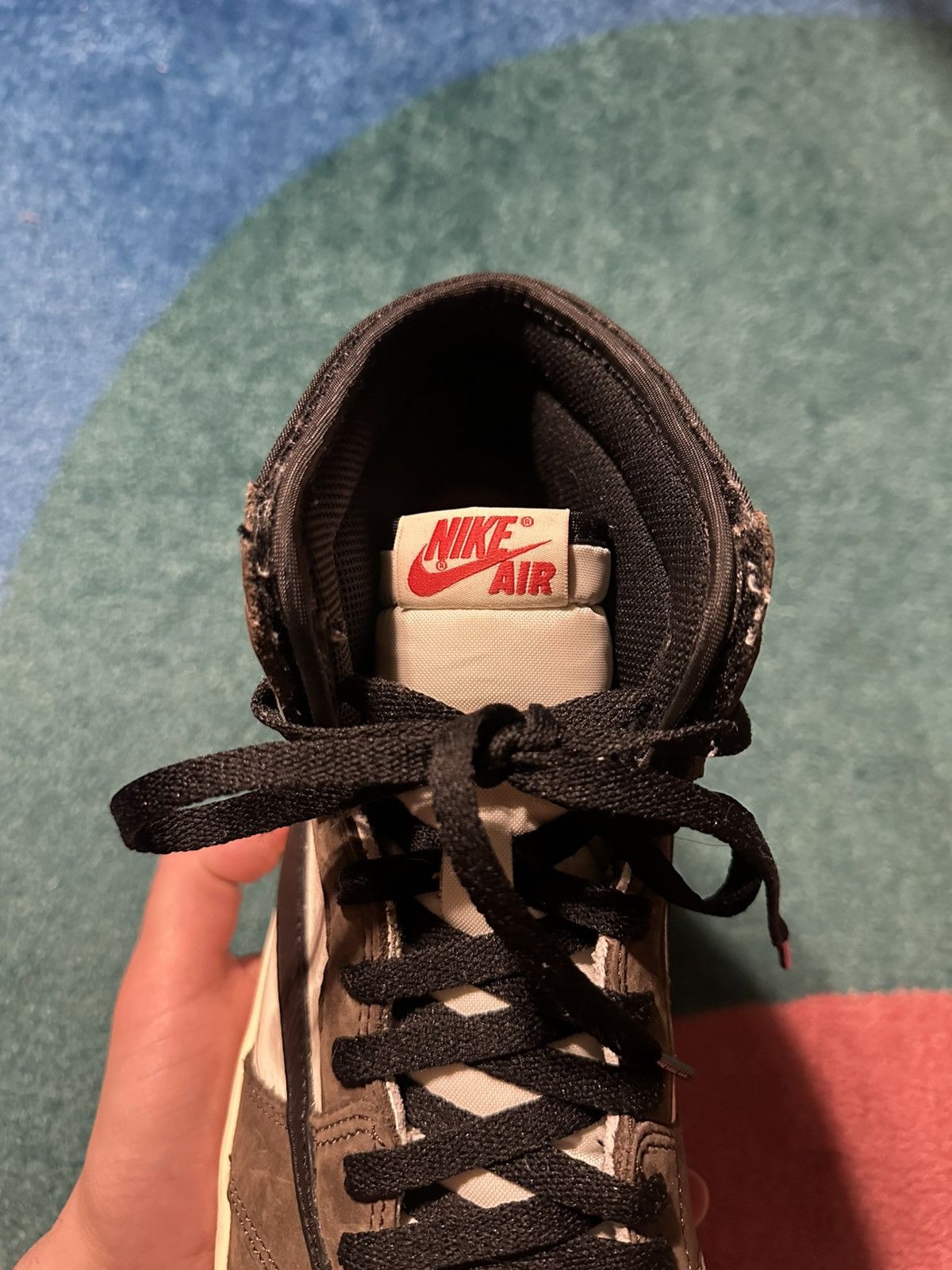 Jordan Brand × Nike × Travis Scott Travis Scott x Air Jordan 1 Retro High OG ‘Mocha’ Size US 11.5 / EU 44-45 - 8 Thumbnail