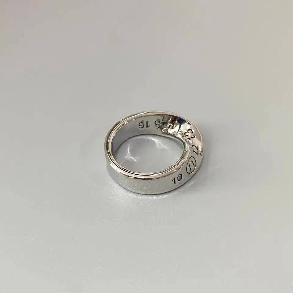 Japanese Brand Creative Twisted Number Rings Size 7 8 9 10 Size ONE SIZE - 1 Thumbnail