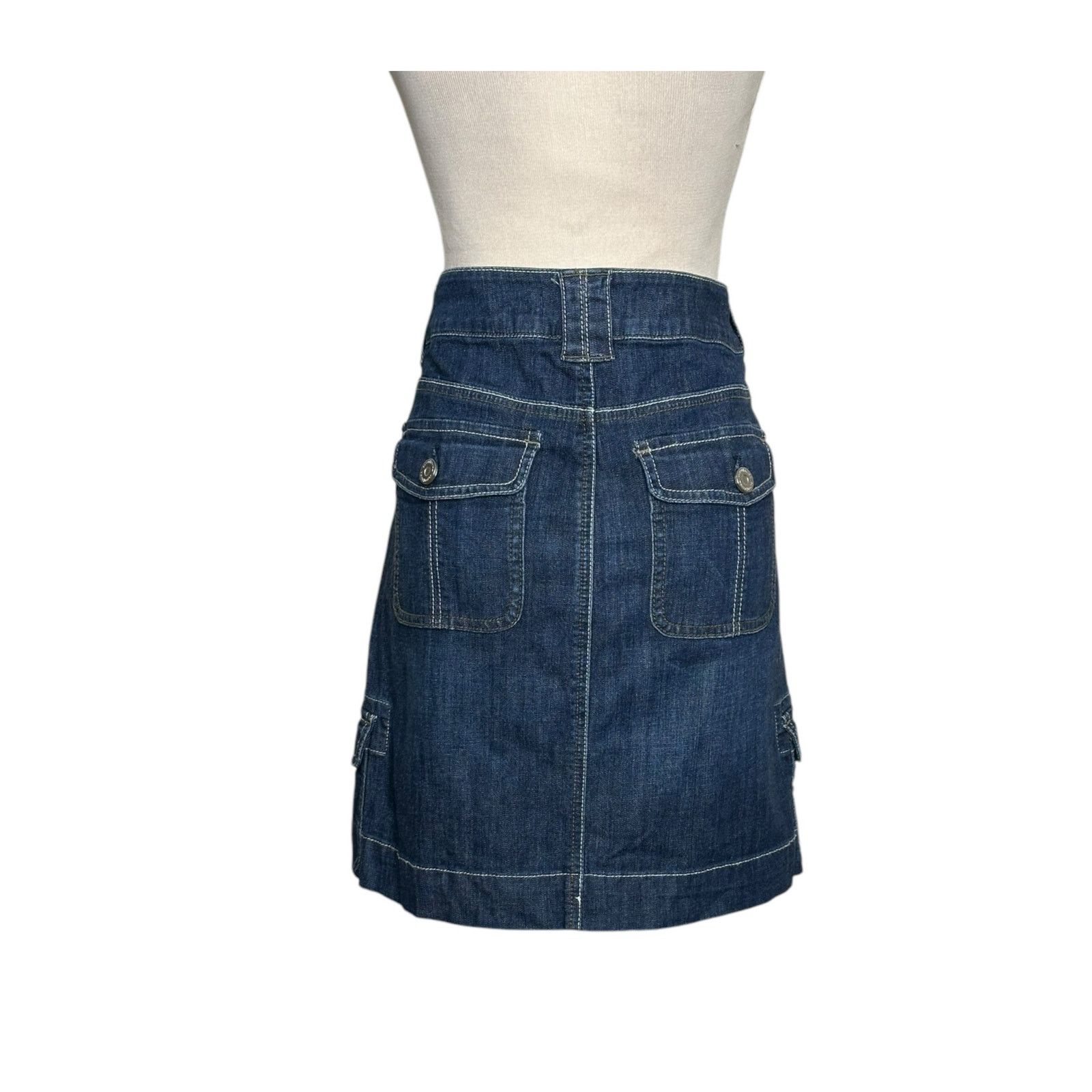 White House Black Market White House Black Market blue denim mini skirt size 4 Size 27" / US 4 / IT 40 - 12 Thumbnail