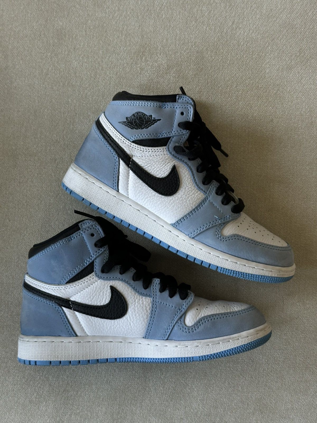 Jordan Brand × Nike RARE SIZE 4.5 UNIVERSITY BLUE JORDAN 1 Size US 5 / EU 37 - 2 Thumbnail