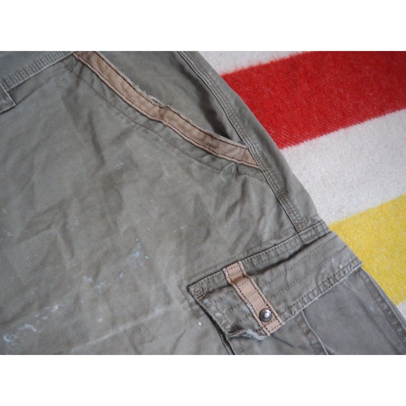 Old Navy VINTAGE Old Navy Cargo Shorts Mens Regular 40W Gray Fatigue Pockets Casual 2000s Army 22" length Size US 40 / EU 56 - 7 Thumbnail