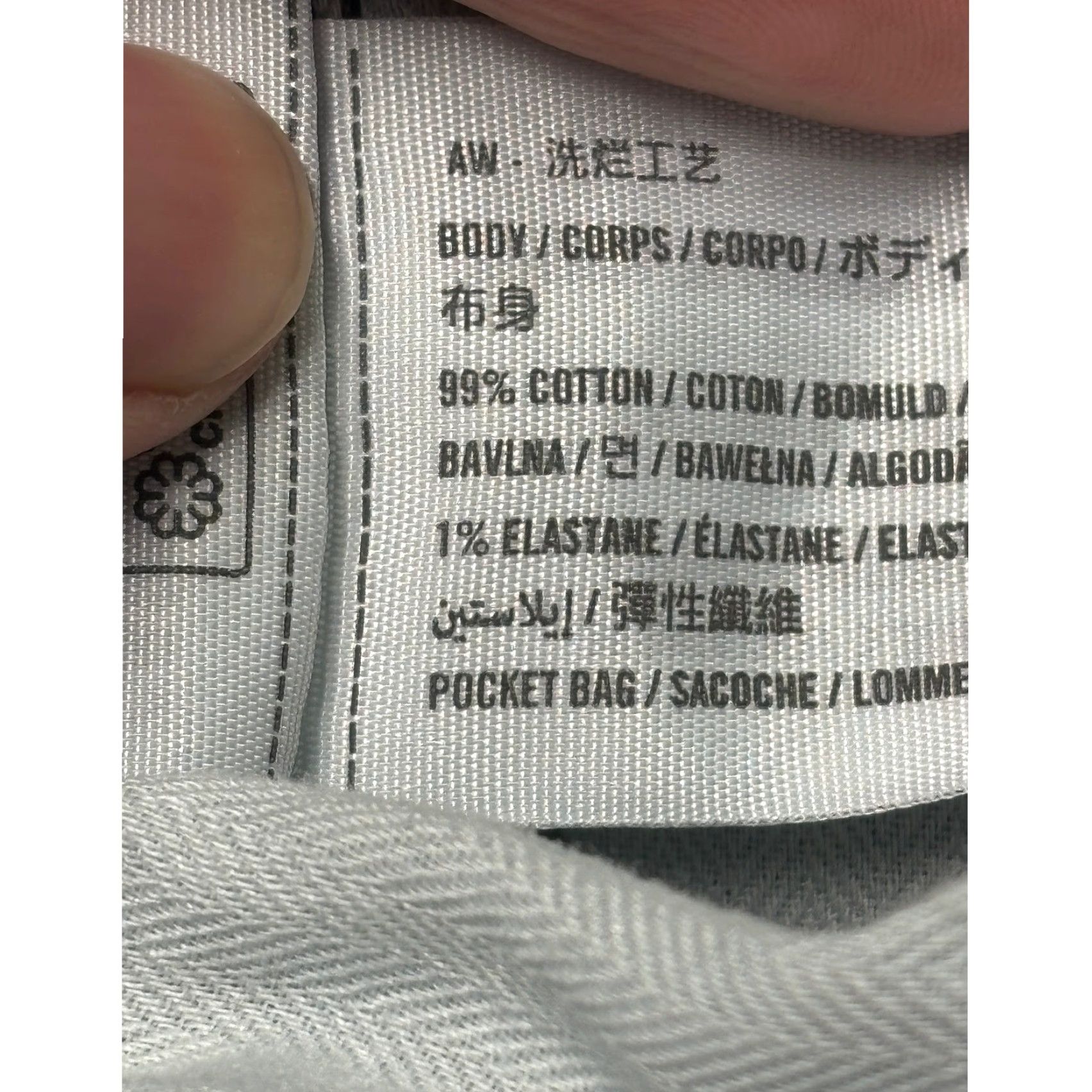 Abercrombie & Fitch VINTAGE Abercrombie Fitch Baggy Low Rise Dark Wash Jeans Women 32X29 Denim Jeans Baggy Fit Low Rise Dark Wash Abercrombie Fitch Jeans Women 32 Size 24" / US 00 / IT 34 - 6 Thumbnail