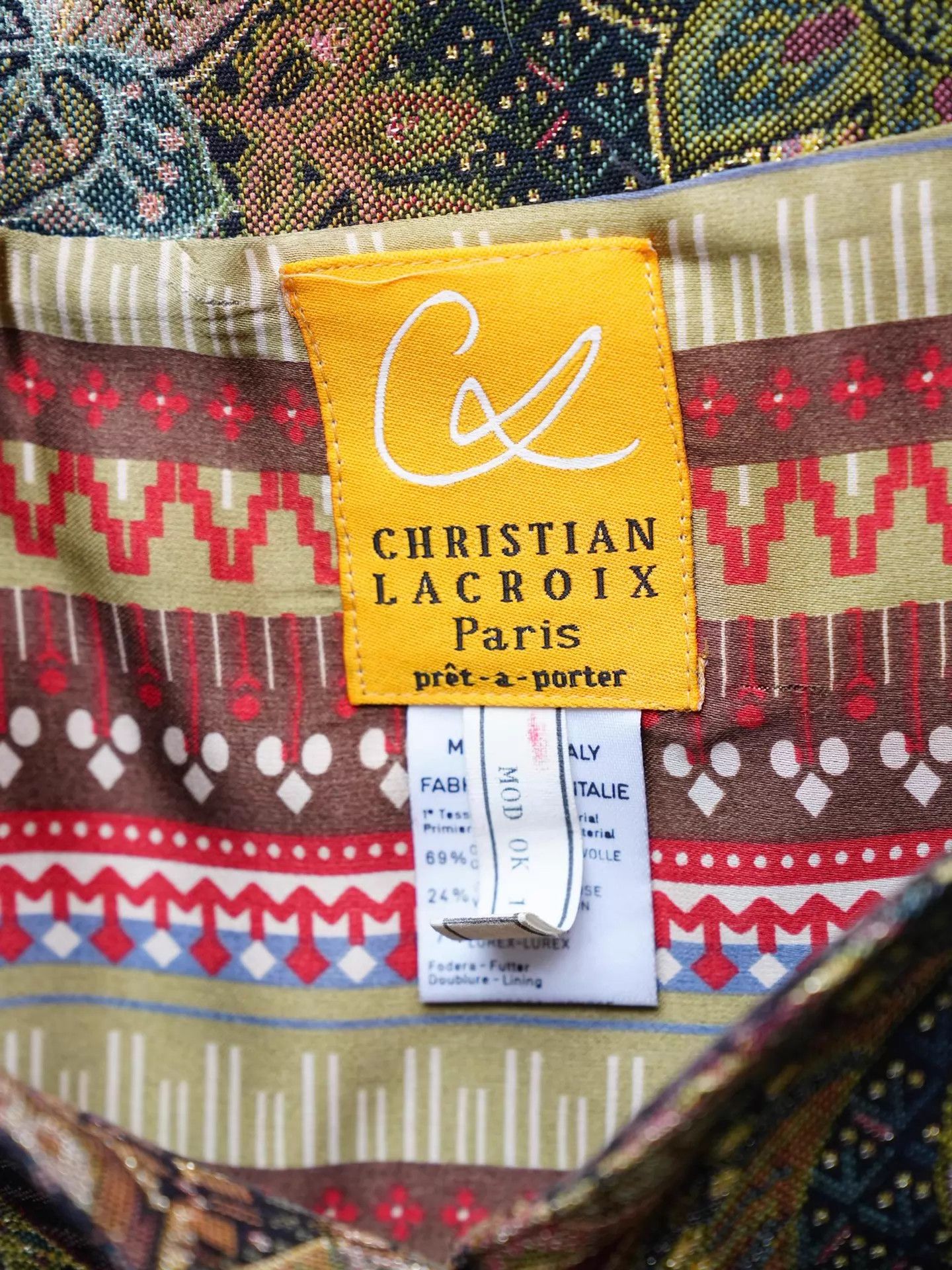 Christian Lacroix Christian Lacroix Vintage Baroque Gold-Embroidered Blazer Size S / US 4 / IT 40 - 5 Thumbnail