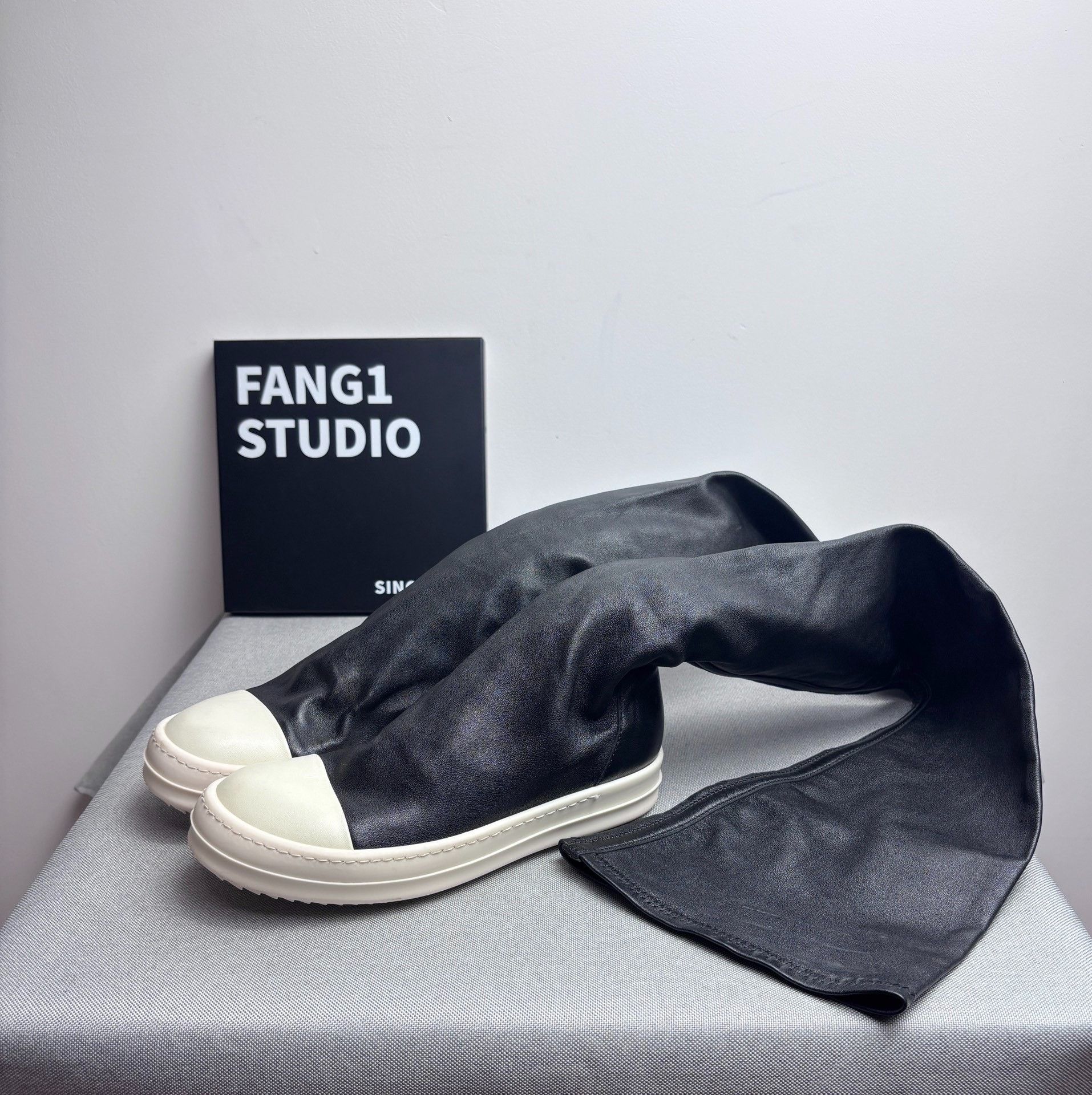 Rick Owens Rick Owens Leather Long Black Boots us_6 Women Size US 6 / IT 36 - 1 Thumbnail