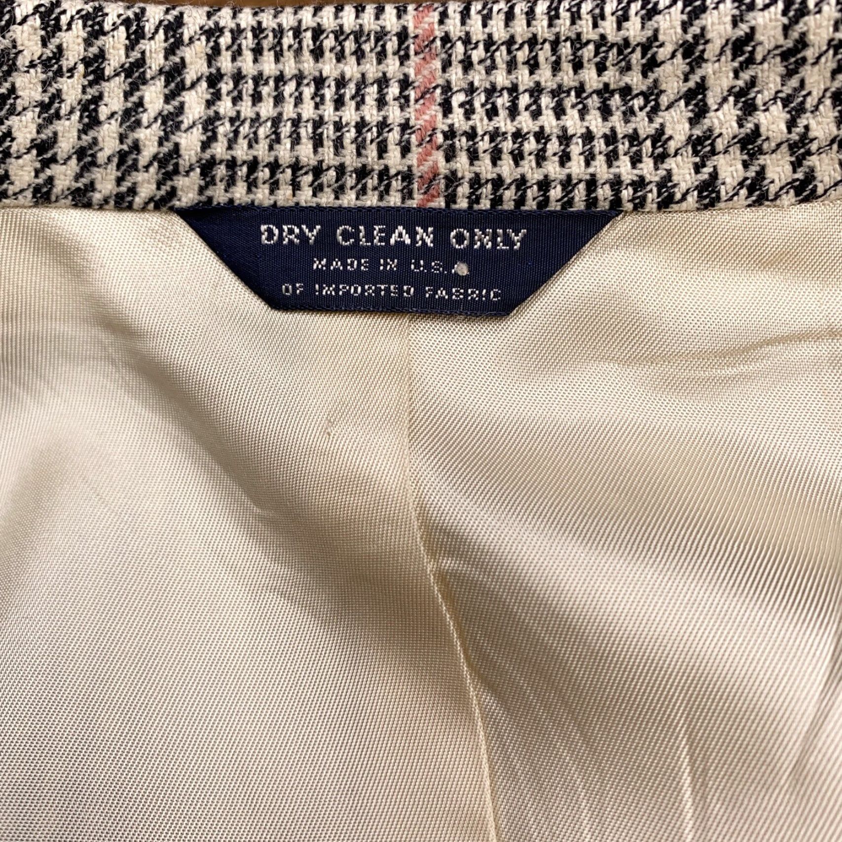 Vintage VINTAGE Kuppenheimer Sport Coat Blazer 44 Black White Houndstooth Plaid Men Regular Notch Lapel Wool Wool Pattern 44 Chest Size 44R - 5 Thumbnail