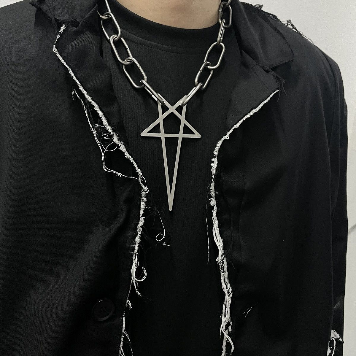 Other New Trend STEAL! Y2K Chains Necklace Chain Size ONE SIZE - 1 Thumbnail