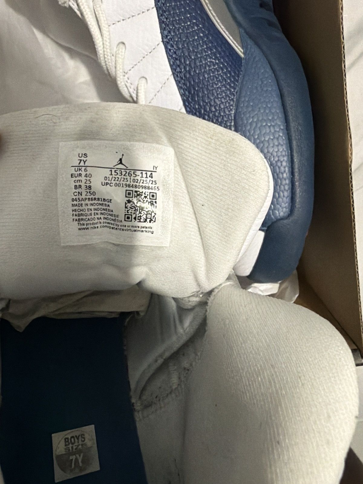 Nike French blue 12’s Size US 7 / EU 40 - 8 Thumbnail