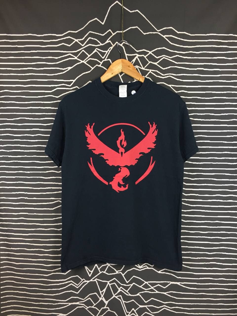 Anime × Nintendo × Pokemon Pokemon Go Team Valor Big Logo Mobile Game Tee Size US M / EU 48-50 / 2 - 2 Thumbnail