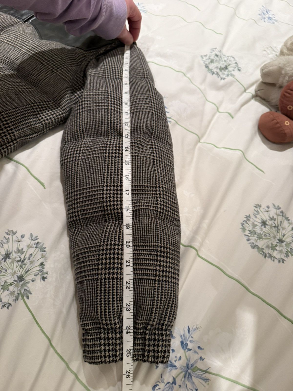 Celine $3.7k FW19 Celine Prince of Wales check leather puffa coat Size US M / EU 48-50 / 2 - 8 Thumbnail