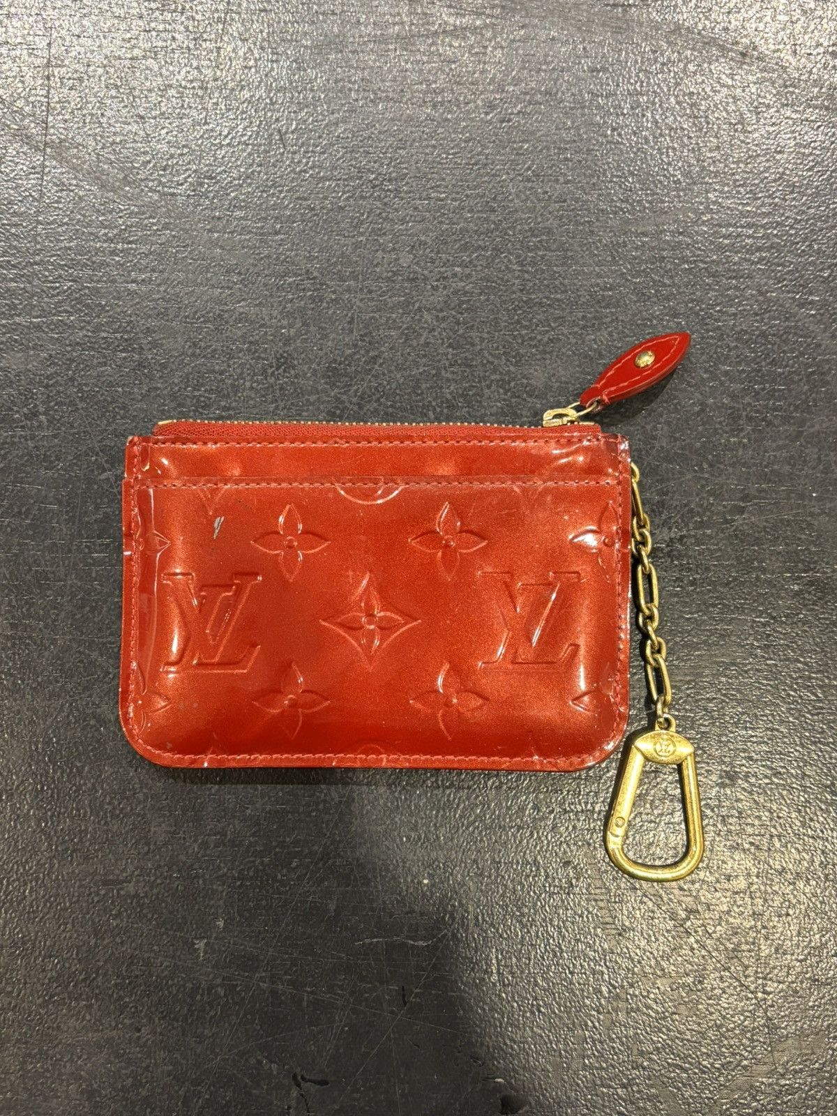 Louis Vuitton Louis Vuitton Patent Monogram Zip Coin Purse - Red Size ONE SIZE - 2 Thumbnail