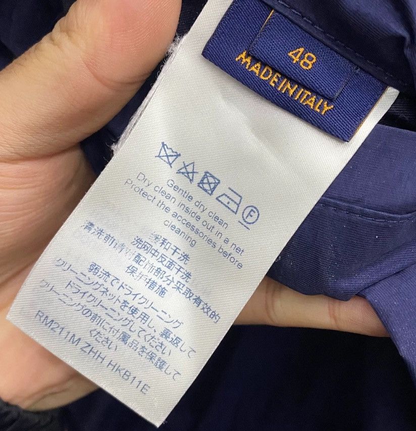 Louis Vuitton Louis Vuitton's new deep blue embossed cotto 2412-Nextarrow Size US M / EU 48-50 / 2 - 4 Thumbnail