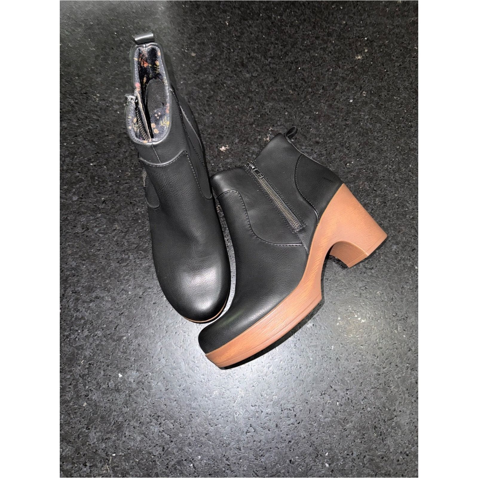 Boc BOC Blakelynn Platform Wedge Zip Ankle Black Booties SZ 9 Size US 9 / IT 39 - 3 Thumbnail
