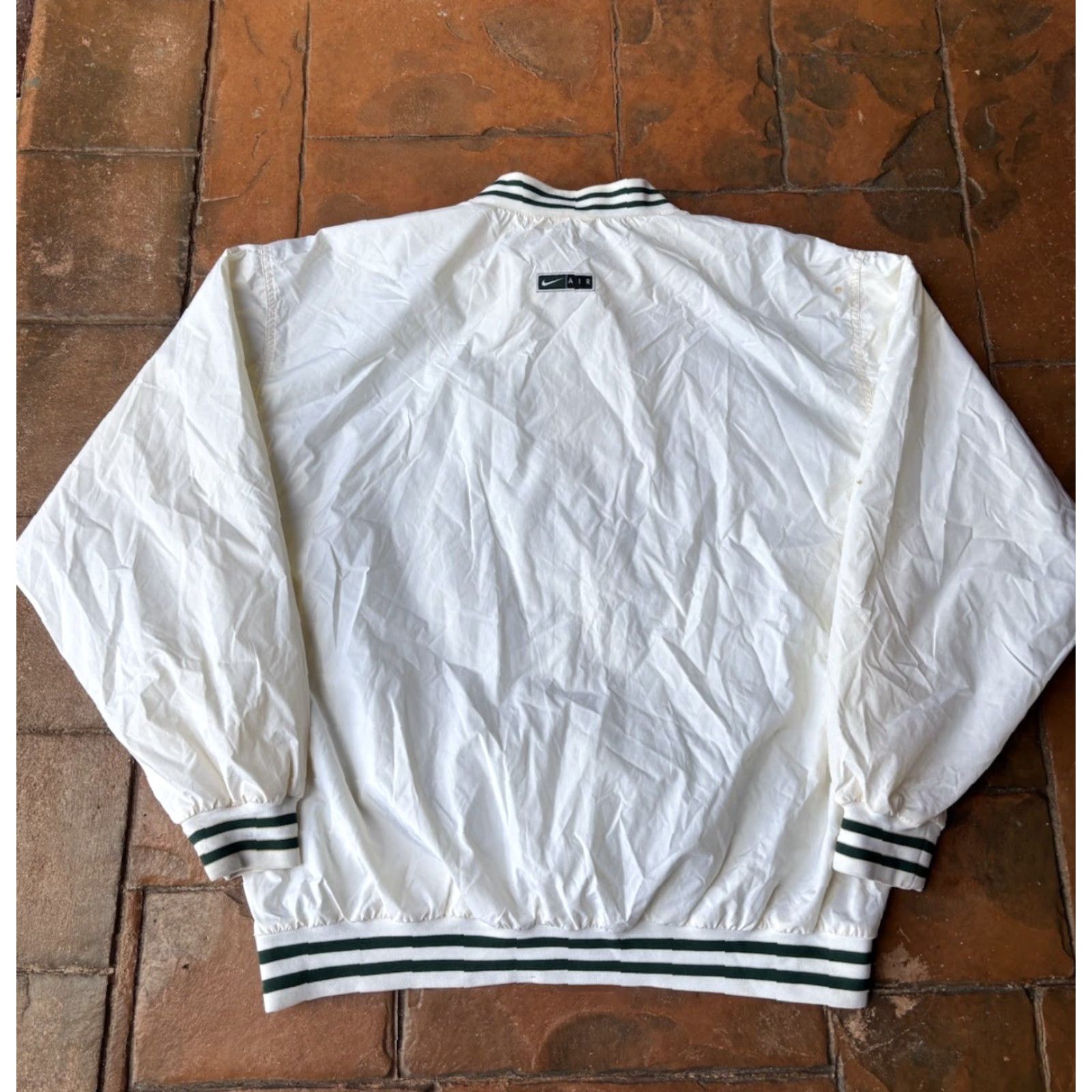 Nike VINTAGE Nike Center Check Swoosh Pullover Windbreaker Jacket 2XL Embroidered Black White Logo Mens 90s Windbreaker Size US XXL / EU 58 / 5 - 3 Thumbnail