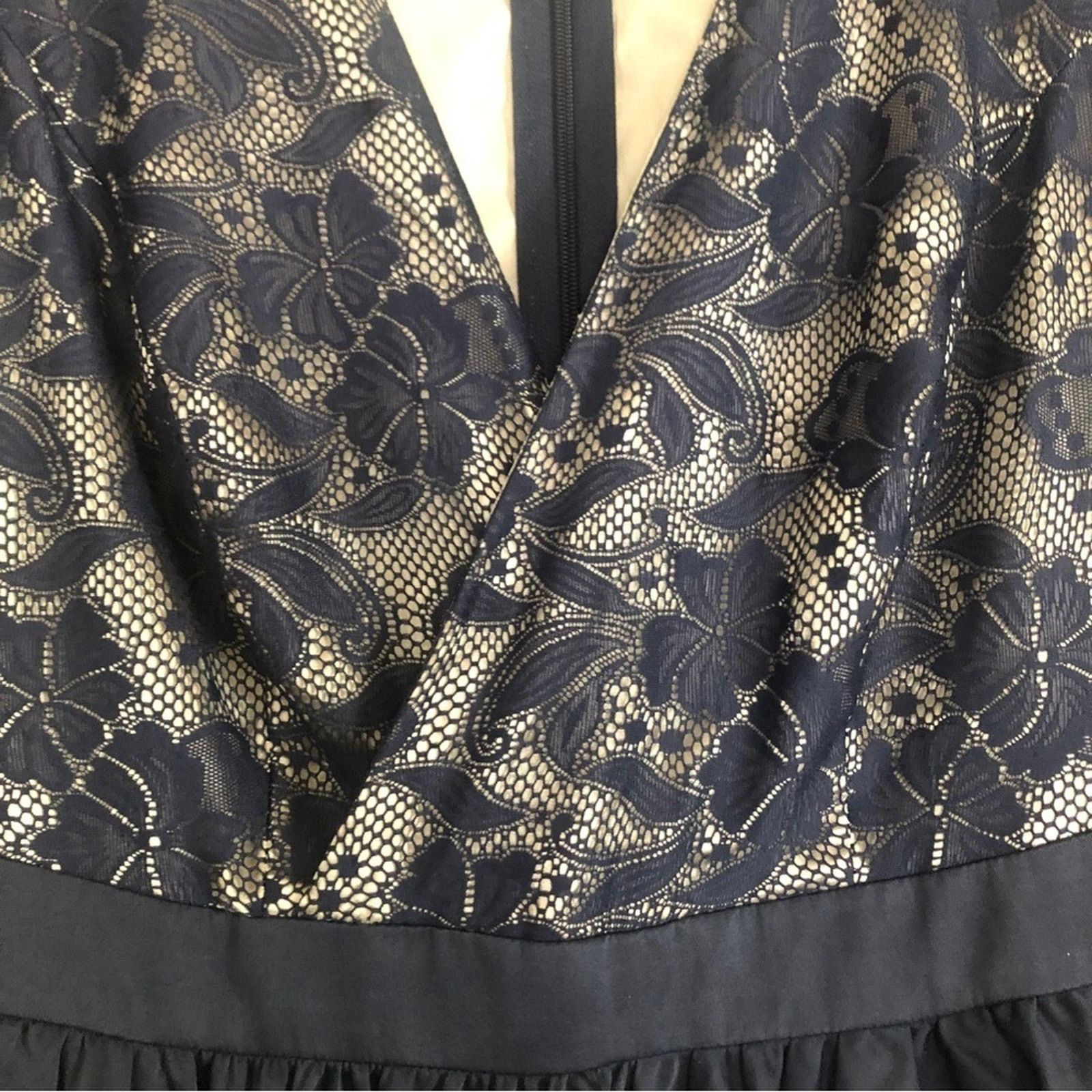 Other Modcloth Chi Chi London Elegance Awaits Navy Lace Mini Dress Size XXL / US 16-18 / IT 52-54 - 8 Thumbnail