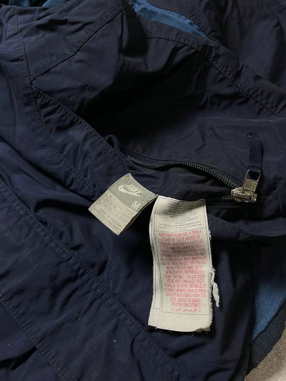 Nike Vintage Nike Swoosh Reversible Fleece Winter Jacket M Size US M / EU 48-50 / 2 - 5 Thumbnail