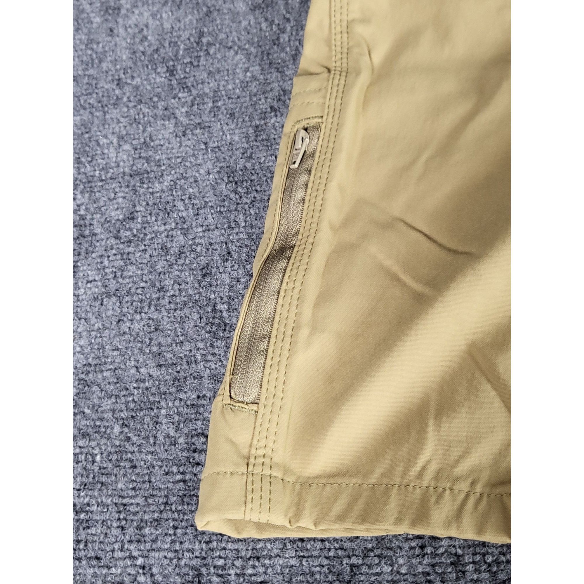 Wrangler Wrangler Performance Elastic Waist Shorts Men Sz 44 Khaki Br Size US 44 / EU 60 - 7 Thumbnail