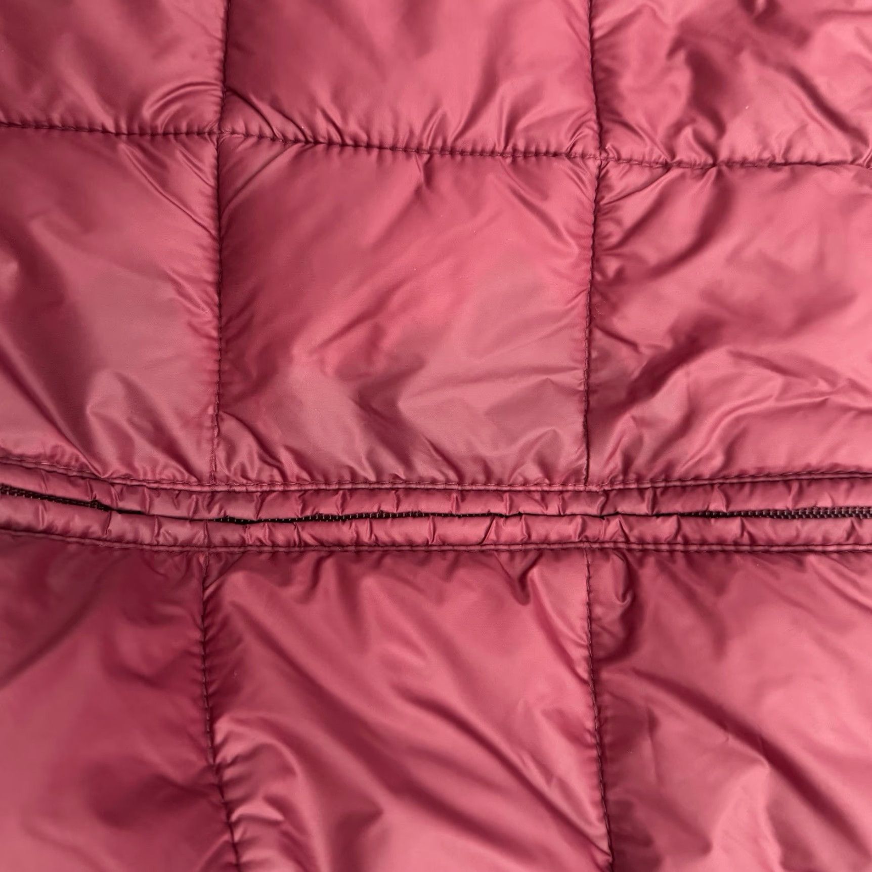 Gap GAP Recycled Puffer Vest Men 2XL Red Water Resistant Full Zip Lightweight Sleeveless Jacket Short Coat Size US XXL / EU 58 / 5 - 8 Thumbnail