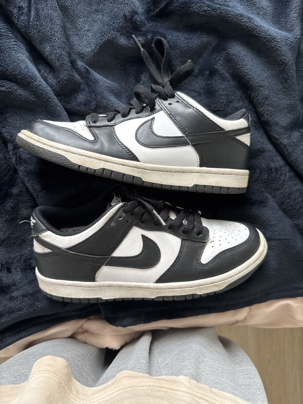 Nike black & white nike dunks low Size US 7 / EU 40 - 1 Thumbnail