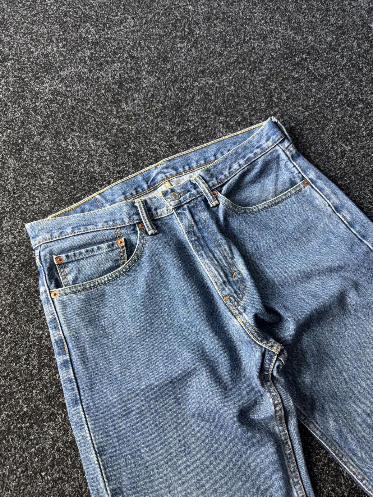 Levi's × Vintage Vintage 00s 505 Levi’s Zip Fly Denim Jeans Size US 34 / EU 50 - 6 Thumbnail