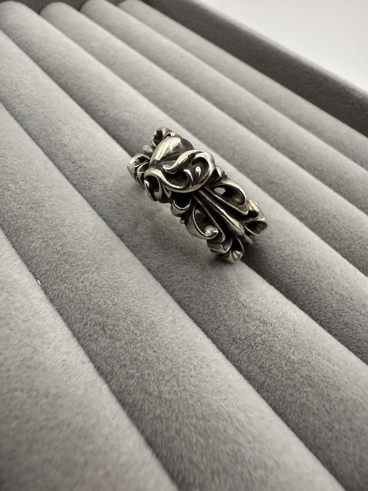 Chrome Hearts Chrome Hearts Double Floral Cross Heart Ring Size ONE SIZE - 10 Thumbnail