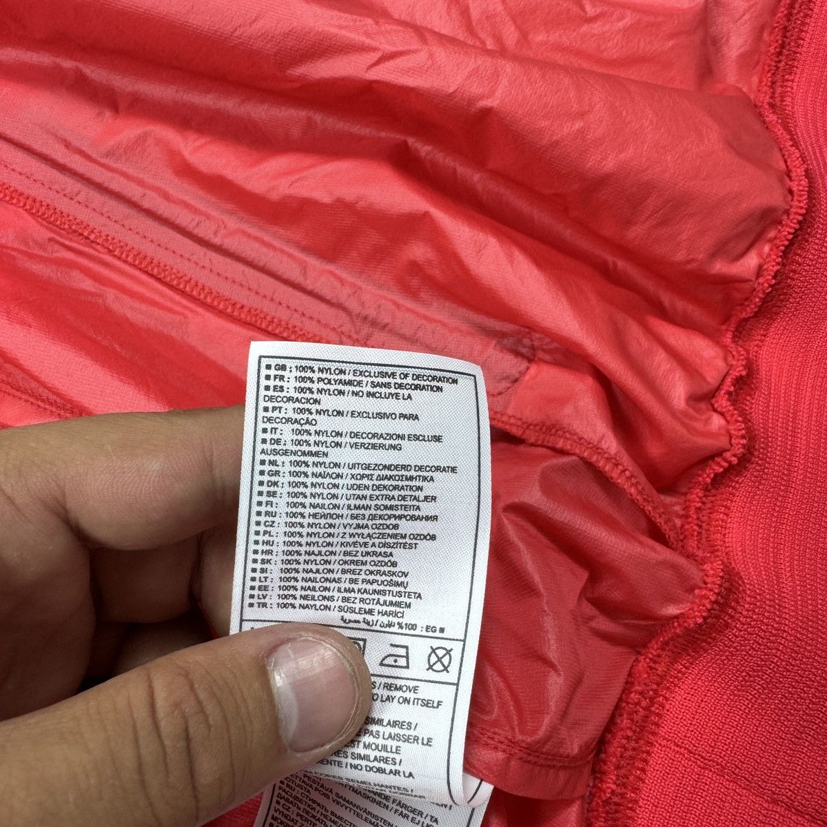 Nike Vintage 2008 Nike Windrunner Ultralight Jacket New Size L Size US L / EU 52-54 / 3 - 11 Thumbnail