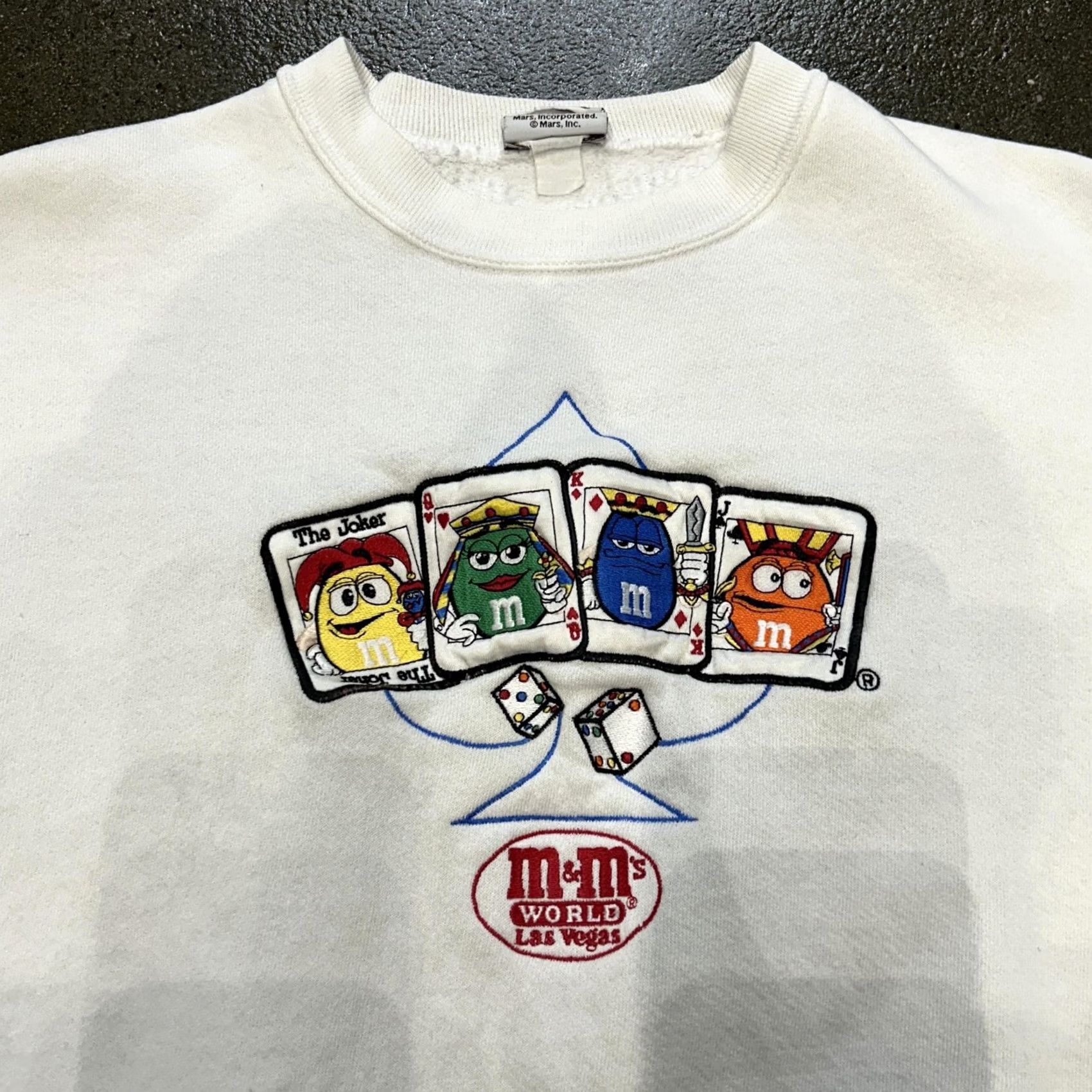 Vintage VINTAGE M&M's Sweatshirt Mens XL White Graphic Print Las Vegas Playing Cards Embroidered Logo Size US XL / EU 56 / 4 - 2 Thumbnail