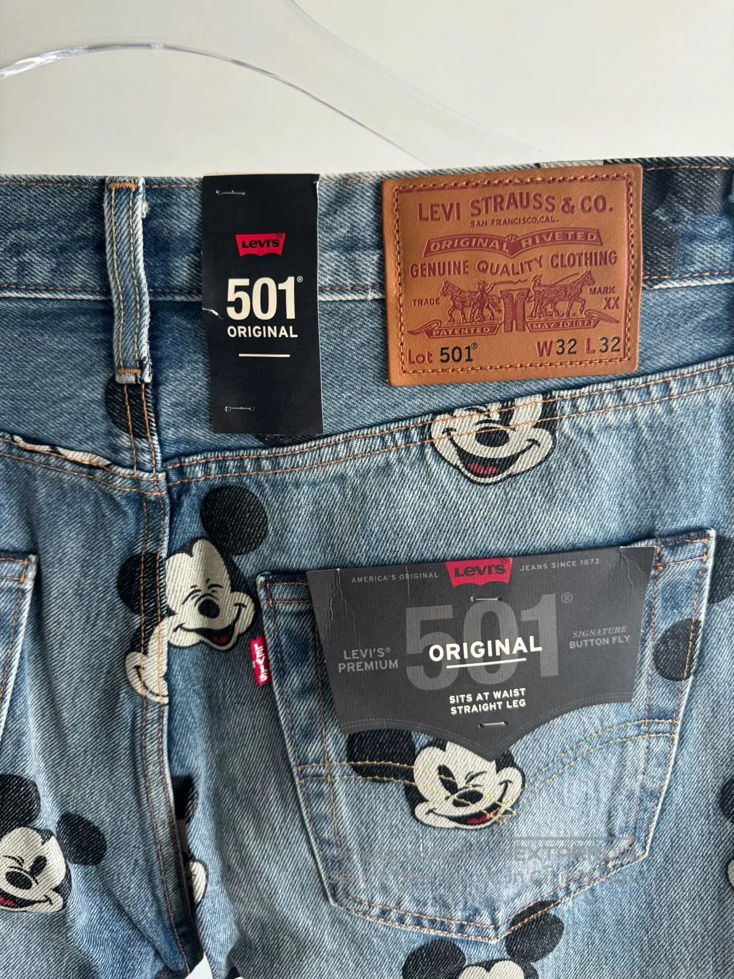 Levi's Levi's Disney Mickey Collaboration Jeans. Size US 32 / EU 48 - 7 Thumbnail