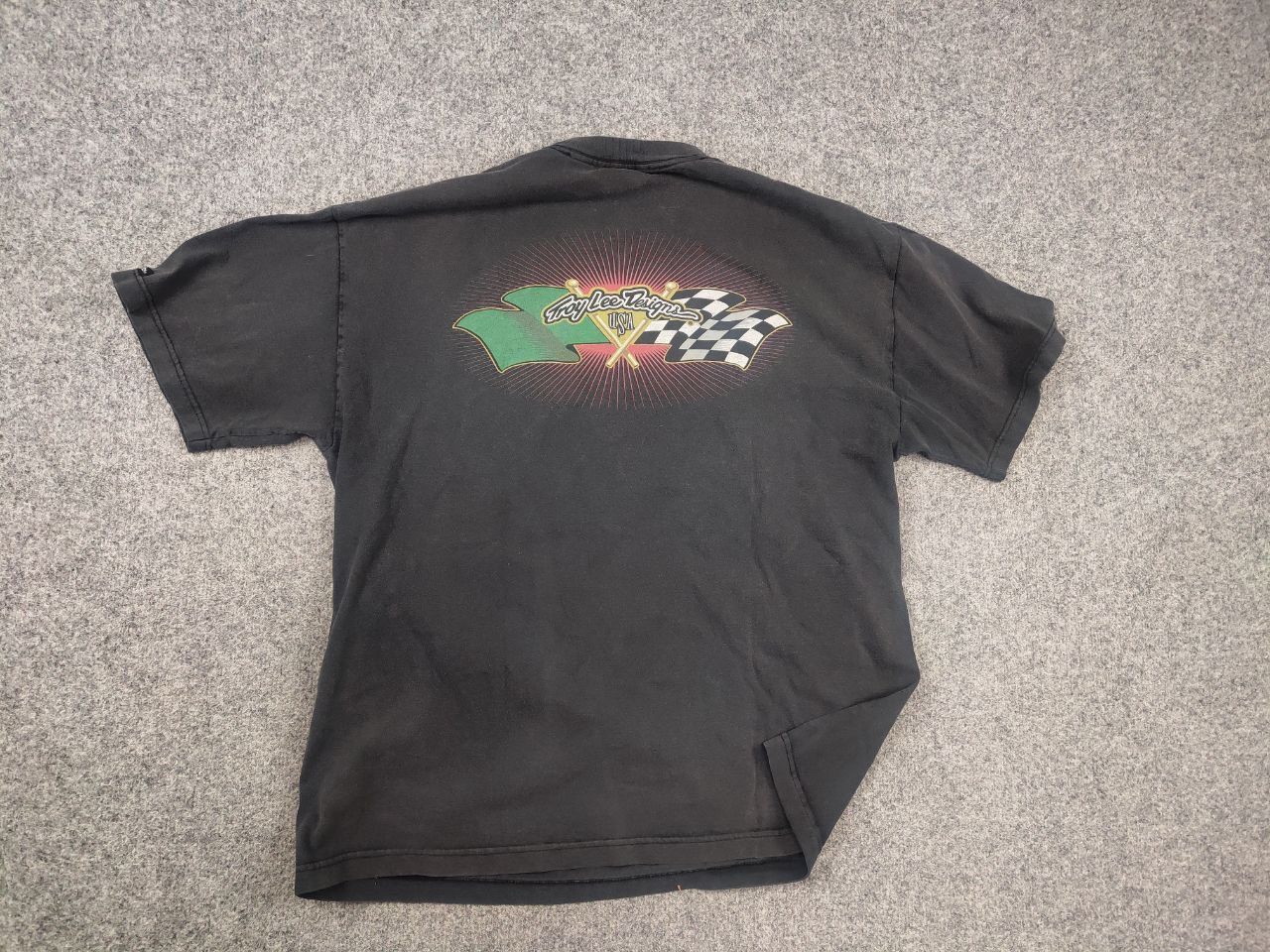 Vintage Vintage 90's Troy Lee Design USA Distressed Faded Tee Shirt Size US L / EU 52-54 / 3 - 10 Thumbnail