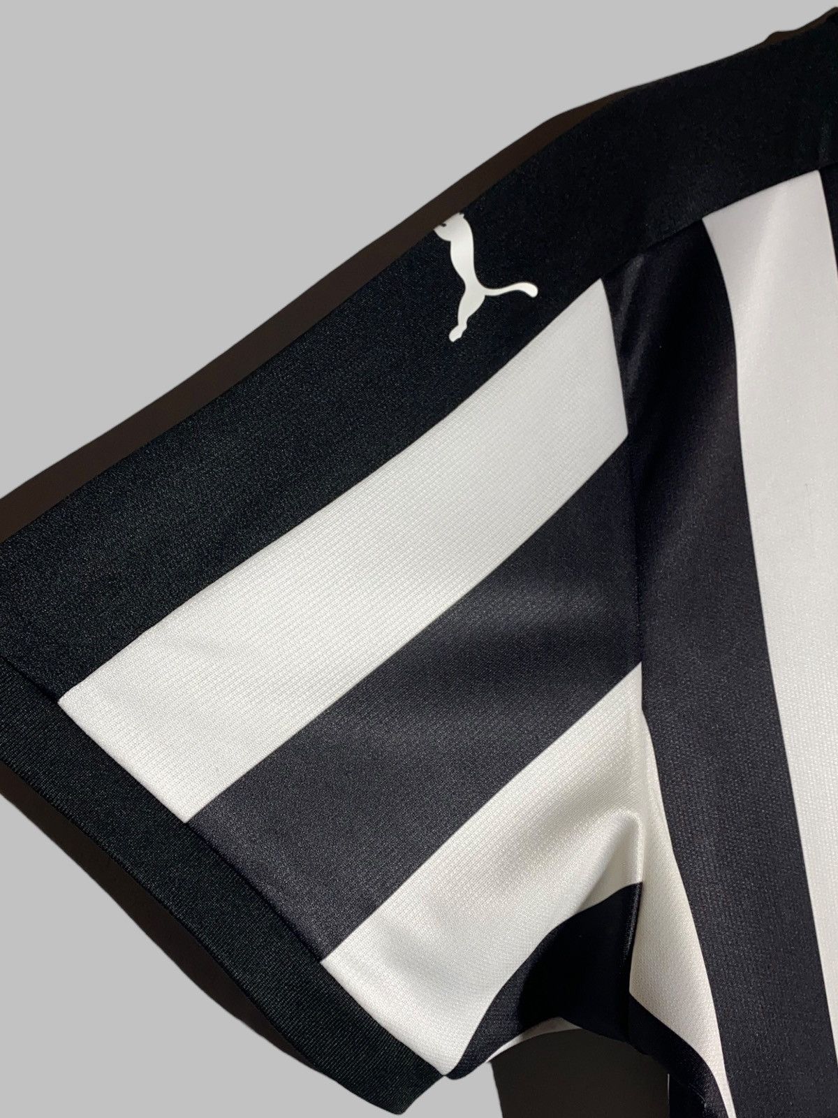 Puma Puma Newcastle United Streetwear Football Vibes Soccer Drip Size US XL / EU 56 / 4 - 6 Thumbnail
