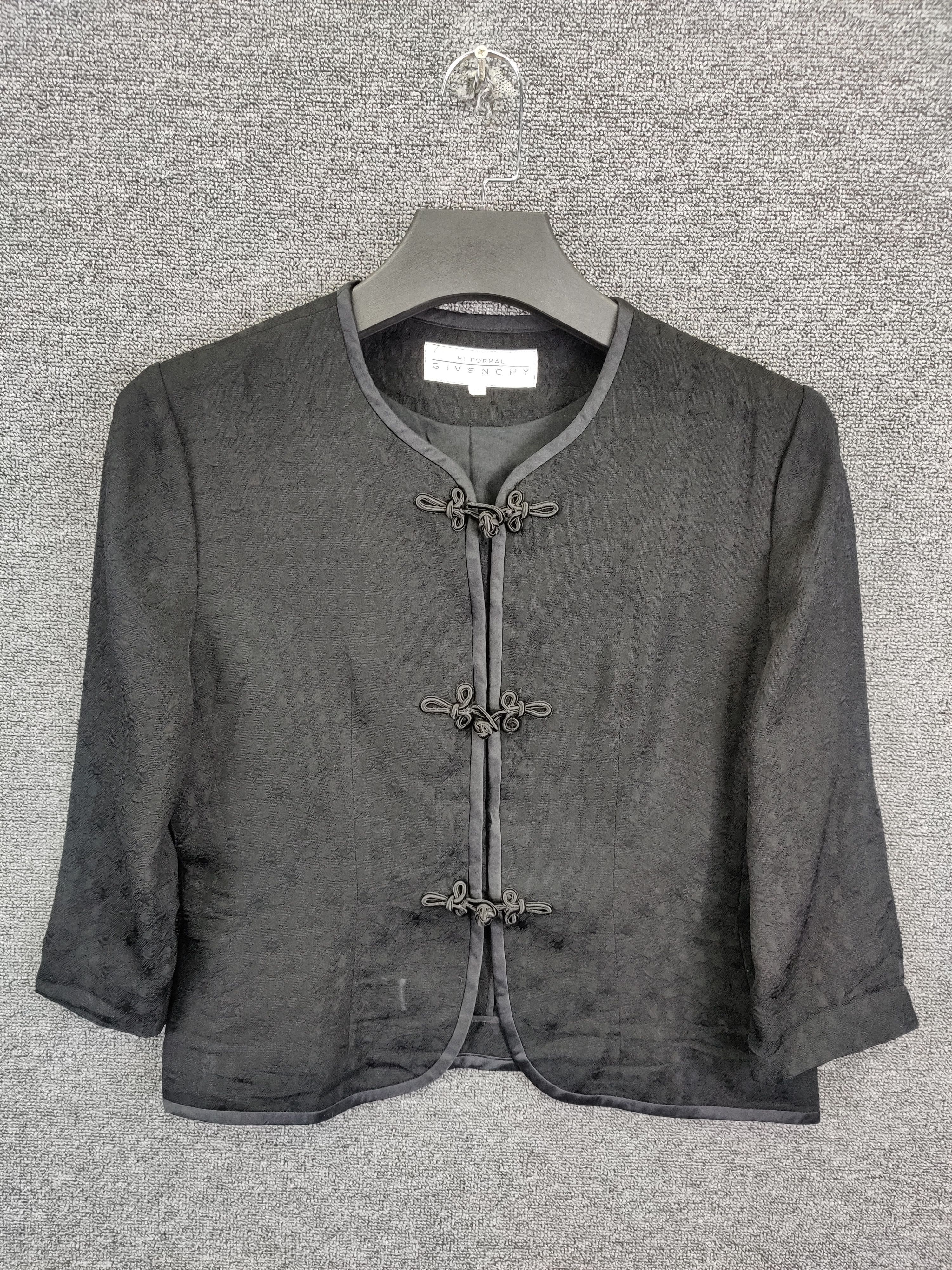 Givenchy Vintage Givenchy Cropped Chinese Coat Jacket Size S / US 4 / IT 40 - 1 Thumbnail
