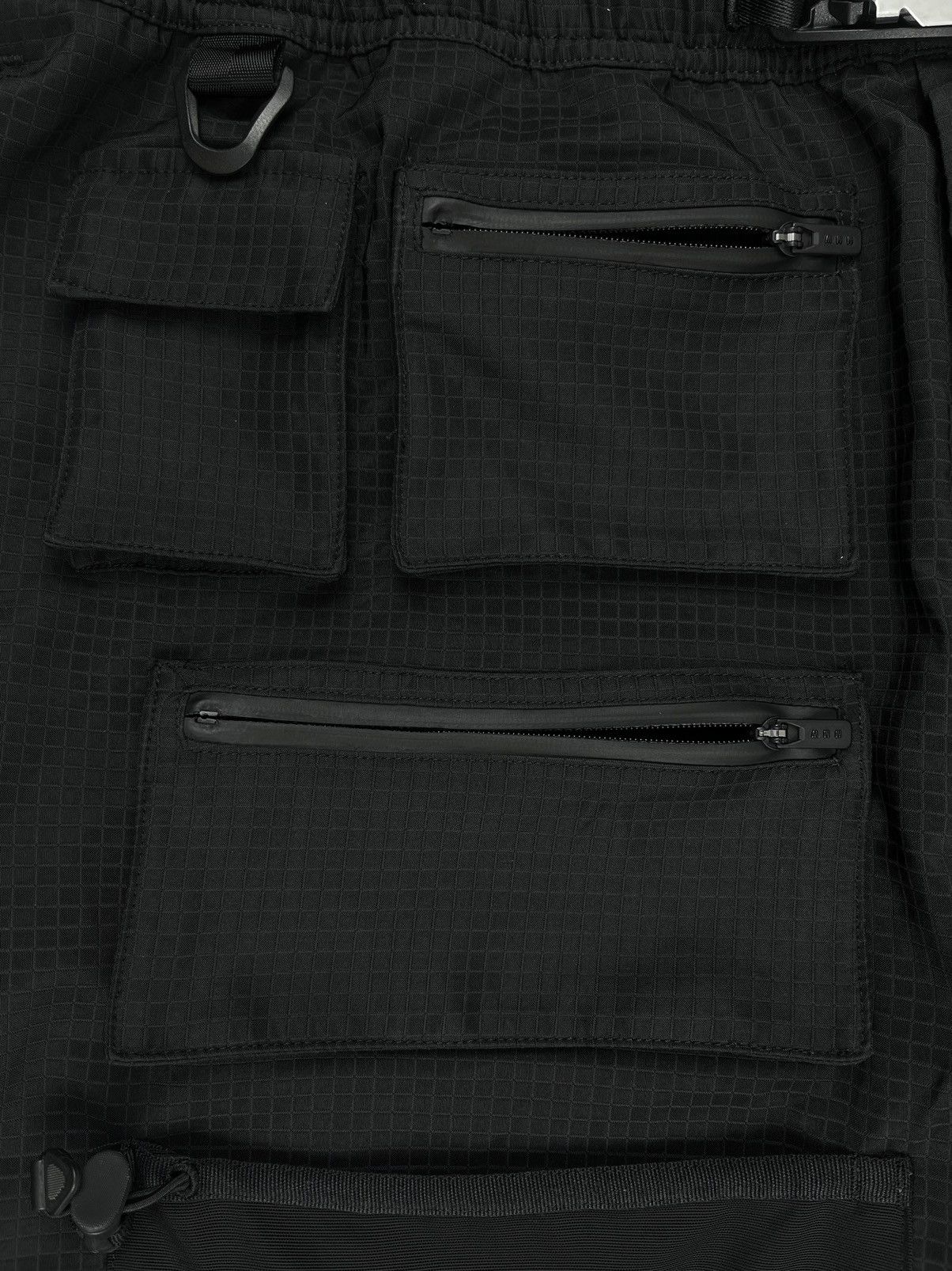 Alyx × Nike Nike MMW Alyx Hybrid Cargo Pocket Shorts Size US 30 / EU 46 - 3 Thumbnail