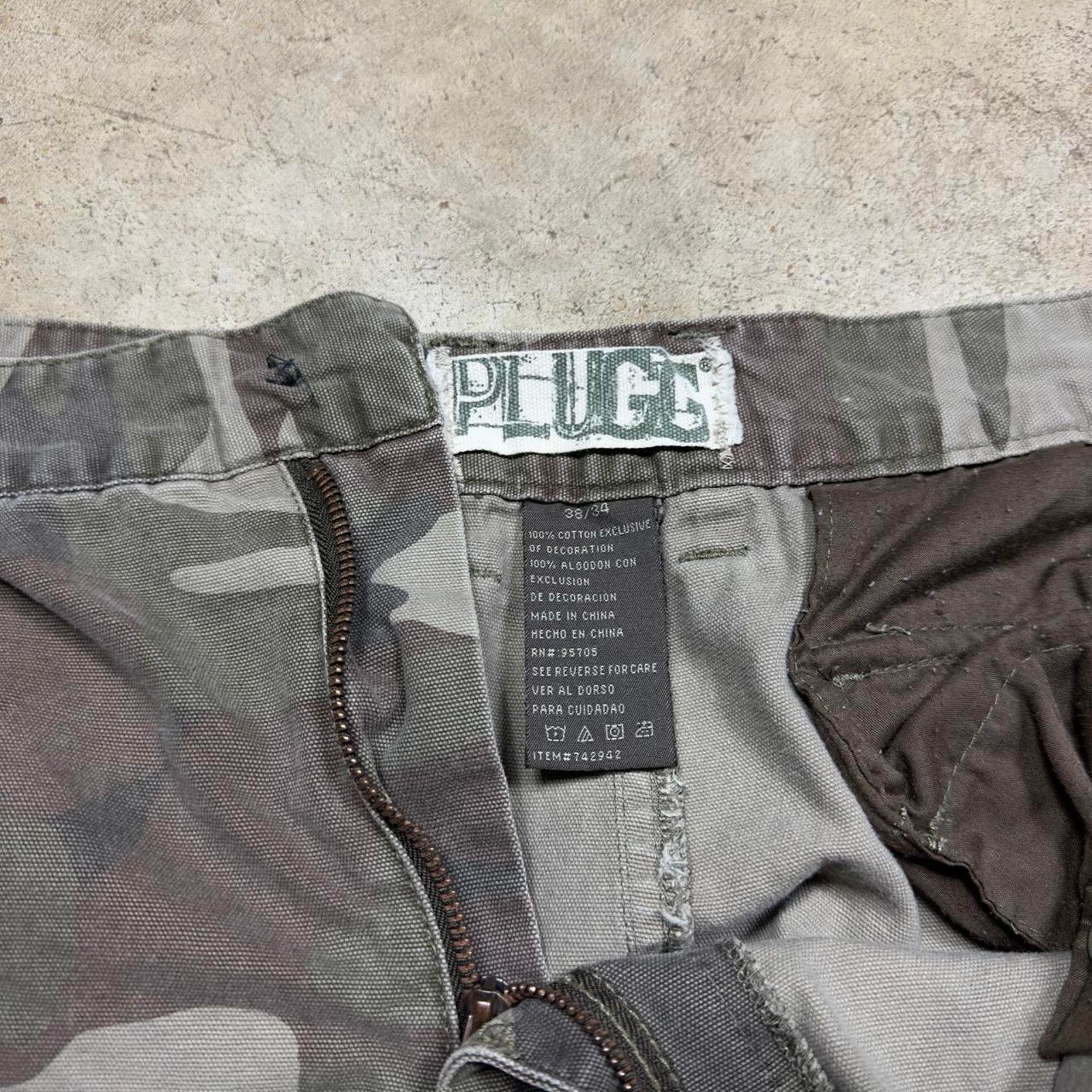 Japanese Brand × Southpole Y2K Camouflage Plugg Streetwear Wide Leg Baggy Cargo Pants Size US 38 / EU 54 - 6 Thumbnail