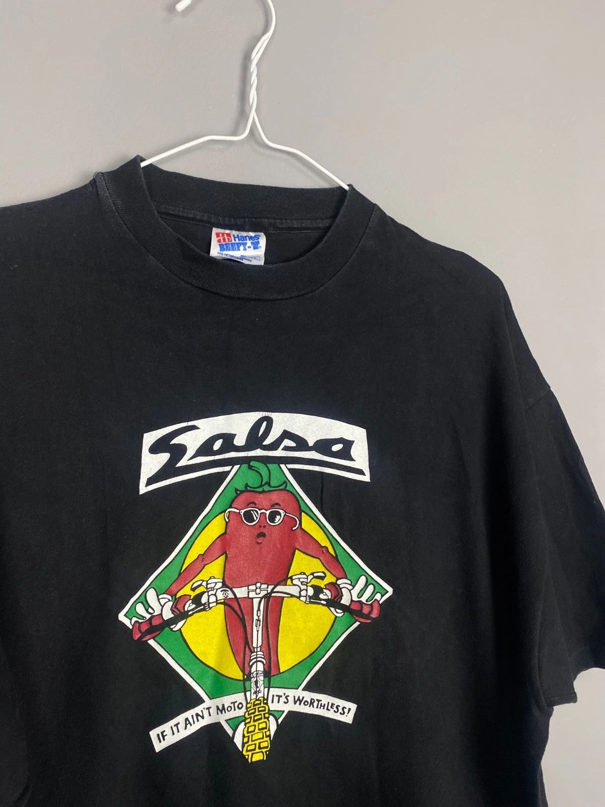 Other Vintage 90s “Salsa” T-Shirt Hanes Made in USA Size US XL / EU 56 / 4 - 2 Thumbnail