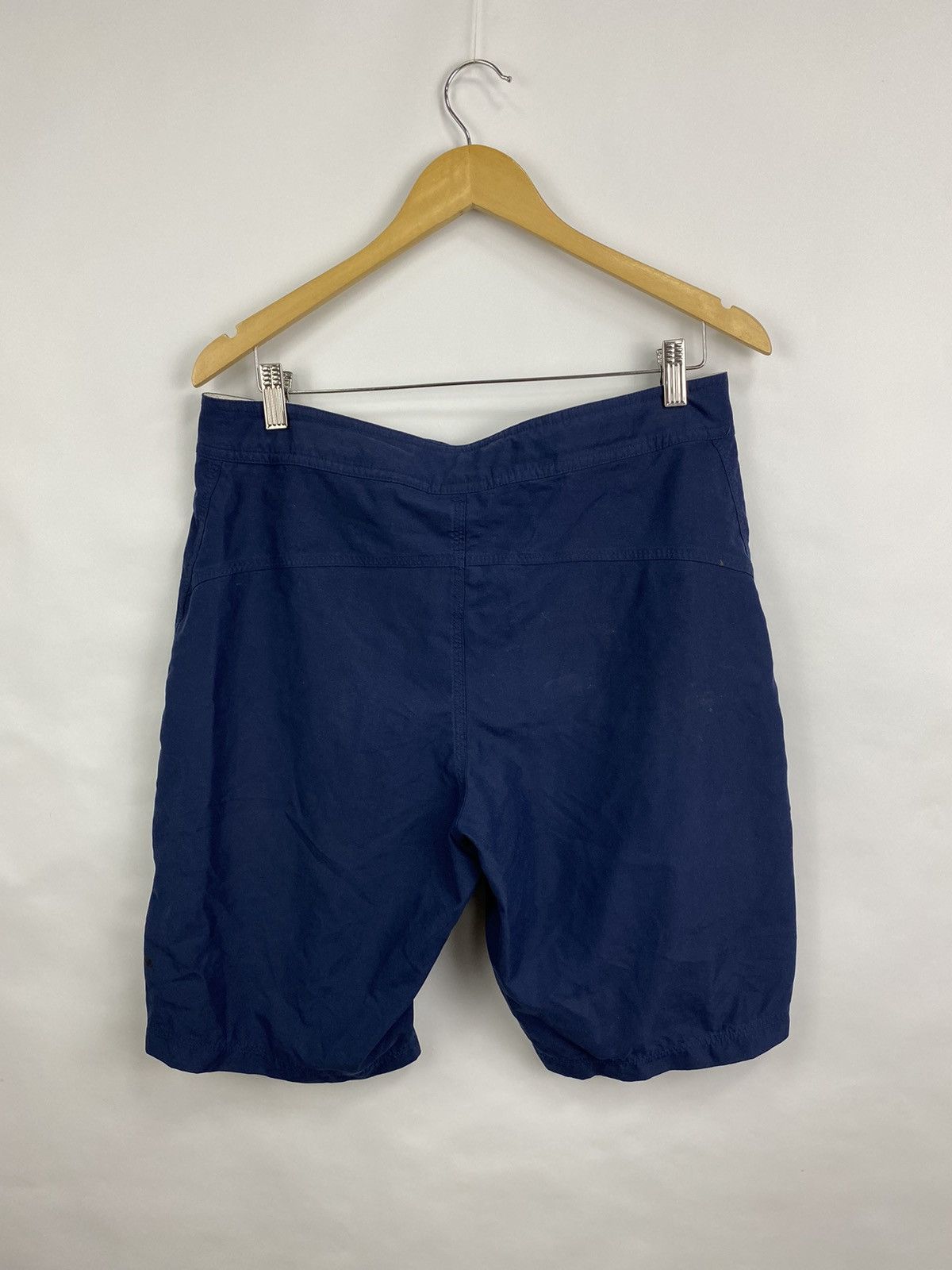 Nike 🇺🇸 Vintage 90s Nike Shorts Y2K Rare Retro Hype Size US 32 / EU 48 - 5 Thumbnail