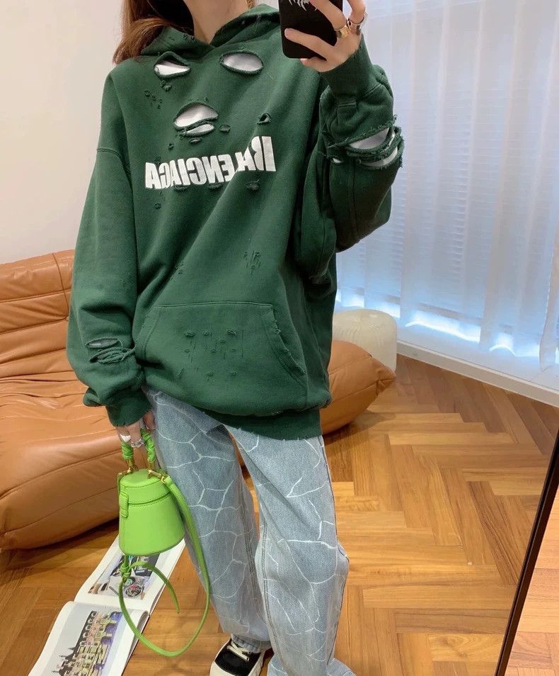 Balenciaga Balenciaga Green hole hoodie sweater Size US S / EU 44-46 / 1 - 5 Thumbnail