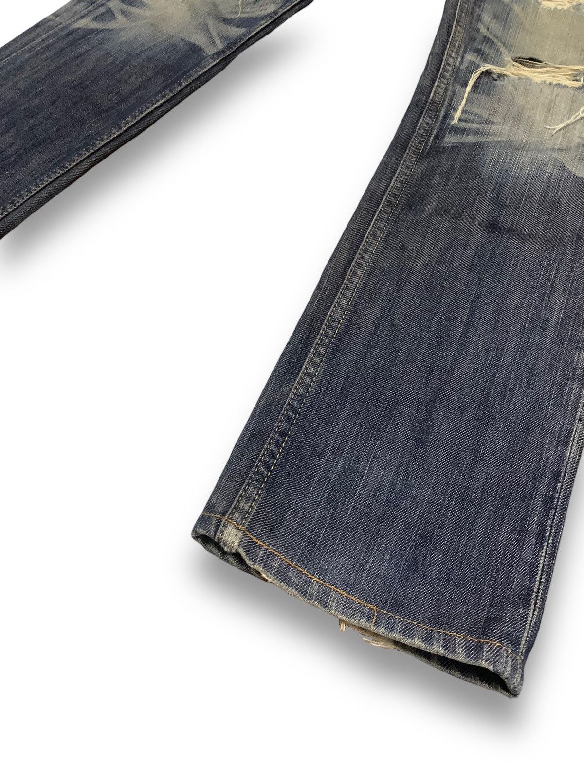 Levi's Vintage Clothing Vintage Y2K Levis 513 Honeycomb Slim Fit Distressed Jeans Size US 30 / EU 46 - 12 Thumbnail
