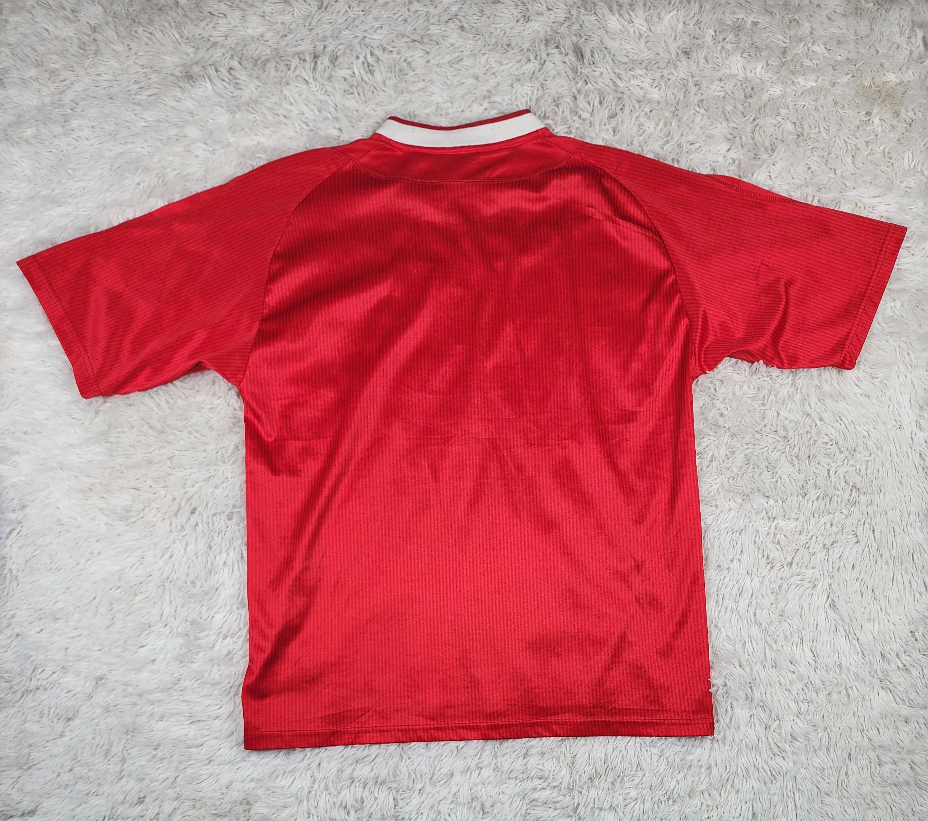 Reebok Vintage Reebok Liverpool F.C. 2002/2003 home jersey Size US M / EU 48-50 / 2 - 6 Thumbnail