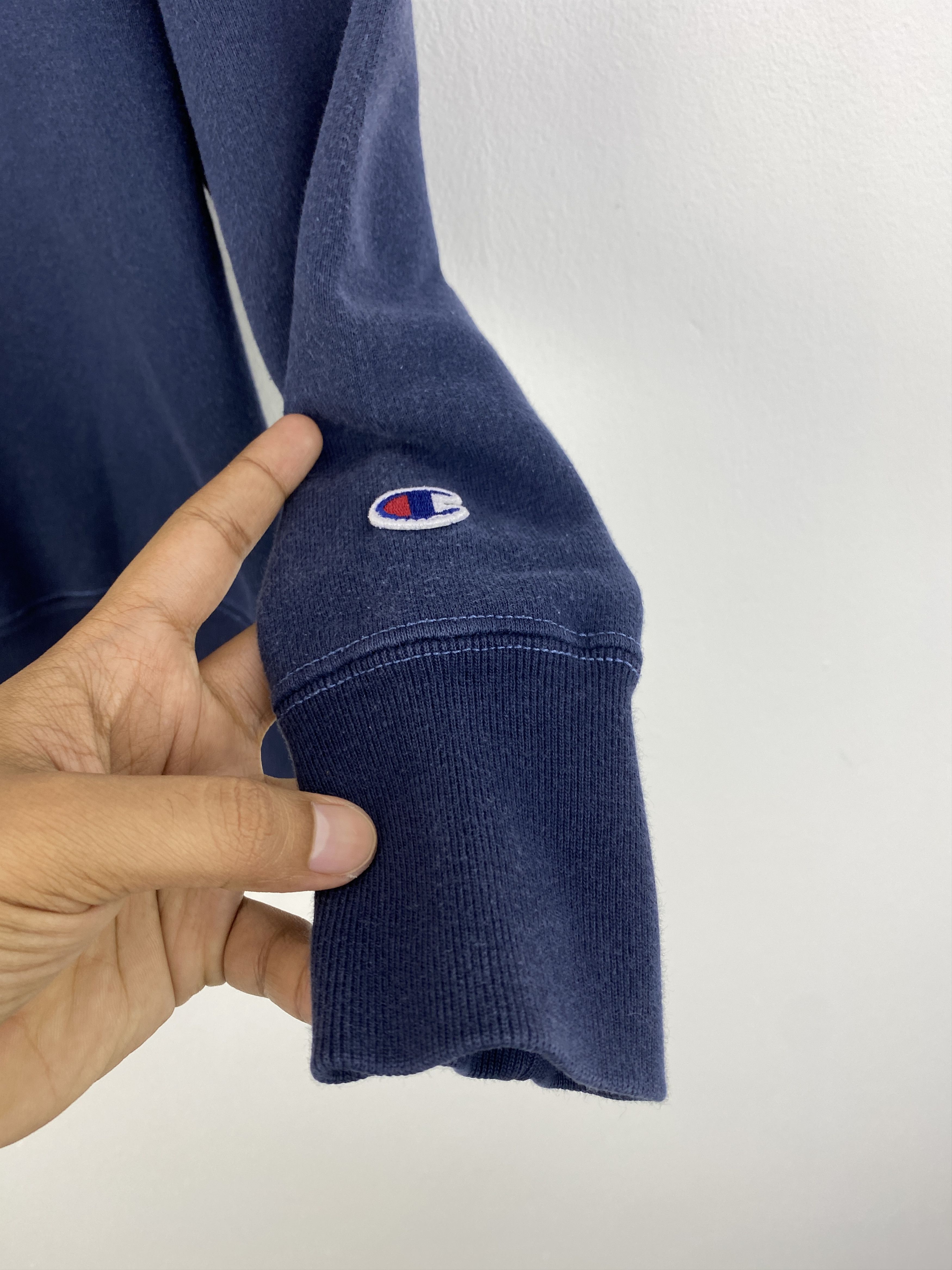 Champion Vintage Champion Small Chest Logo Sweatshirt SH0047 Size US M / EU 48-50 / 2 - 5 Thumbnail