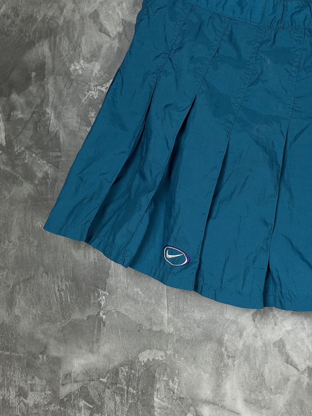 Nike × Vintage Vintage Y2K NIKE SWOOSH FLARED SPORTS Tennis Skirt 90s Style Size 36" / US 14 / IT 50 - 5 Thumbnail