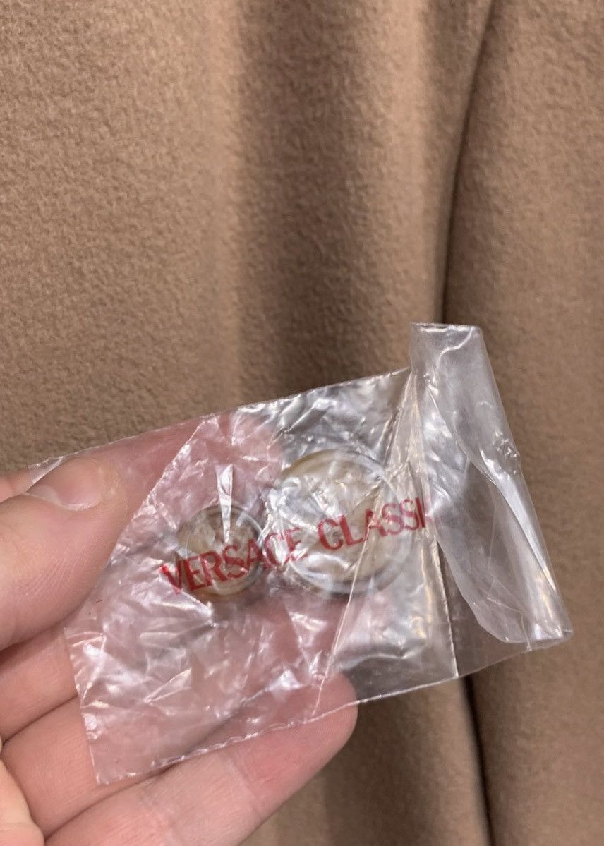 Versace Versace Classic Camel Cashmere Coat Size US L / EU 52-54 / 3 - 12 Thumbnail