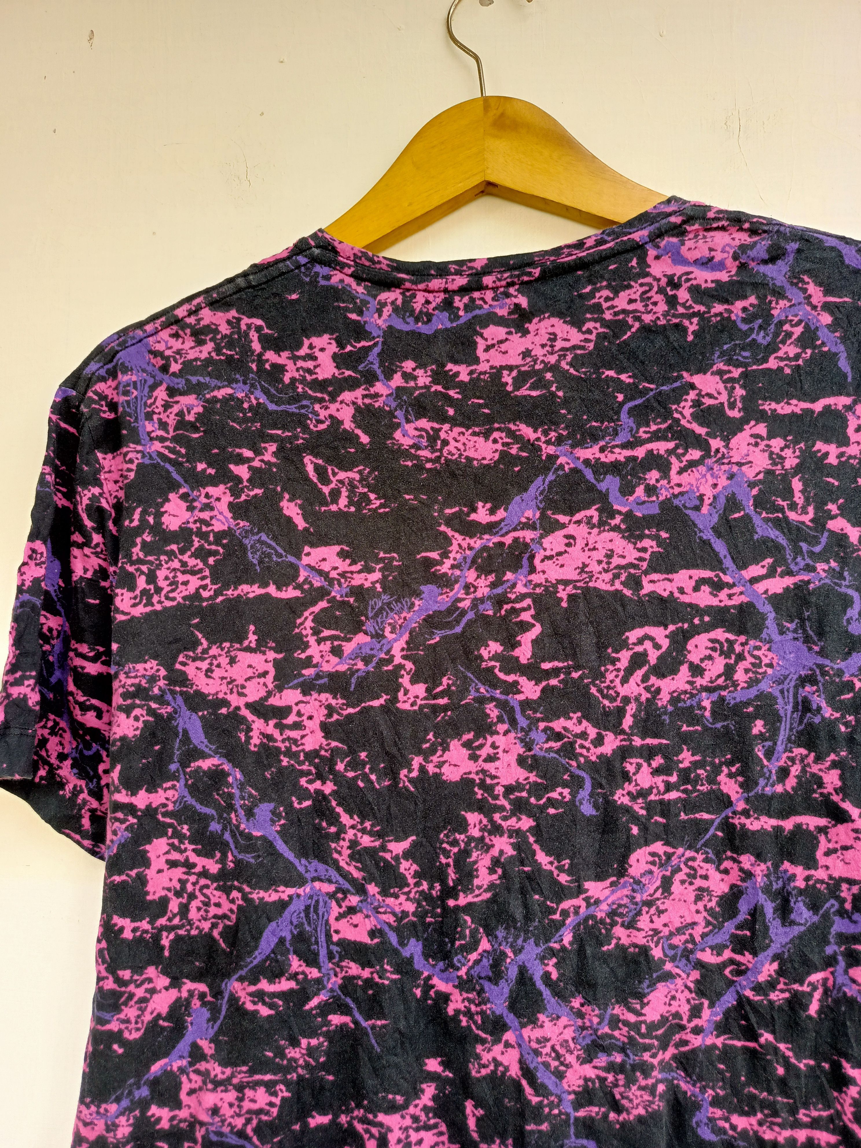 Moschino Love Moschino Abstract Pattern Tee Size US S / EU 44-46 / 1 - 10 Thumbnail