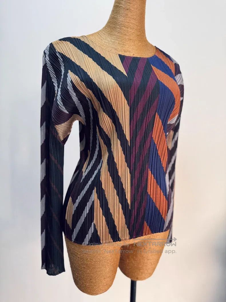Issey Miyake Issey Miyake Color Block Pleated Stretch Top Size L / US 10 / IT 46 - 6 Thumbnail