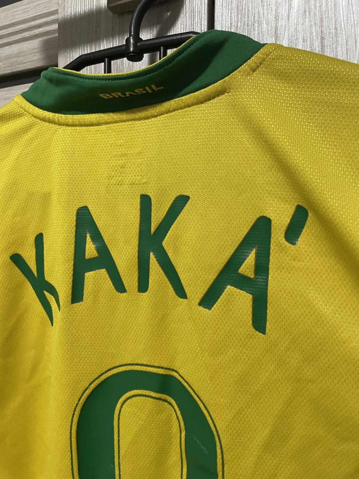 Nike × Vintage Nike Brazil National Team #8 Kaka 2006/2007 Home Jersey Kit Size US M / EU 48-50 / 2 - 12 Thumbnail