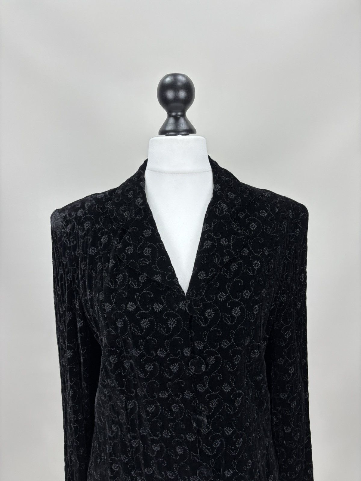 Laura Ashley Womens suit Laura Ashley Size 10 Color Black Size L / US 10 / IT 46 - 3 Thumbnail
