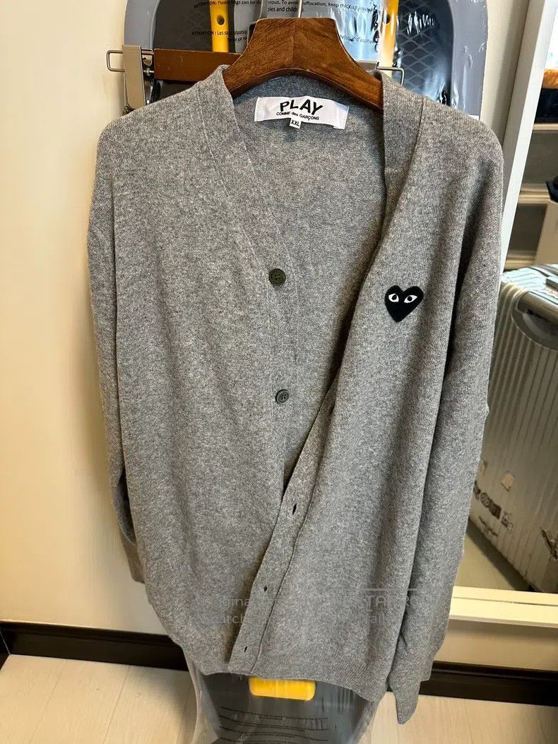 Comme des Garcons Comme Des Garcons Classic Cardigan, Wool, Black Heart V-ne Size XXL / US 16-18 / IT 52-54 - 2 Thumbnail